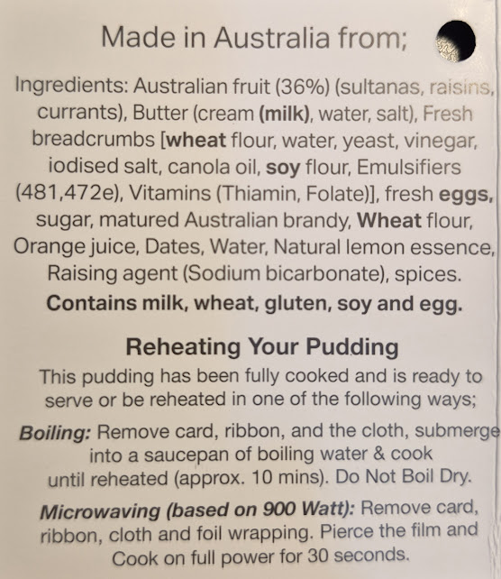 Classic Christmas Puddings and Logs - Image 11